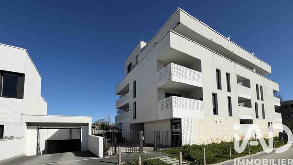 Location appartement 3 pièces 61 m² Tours