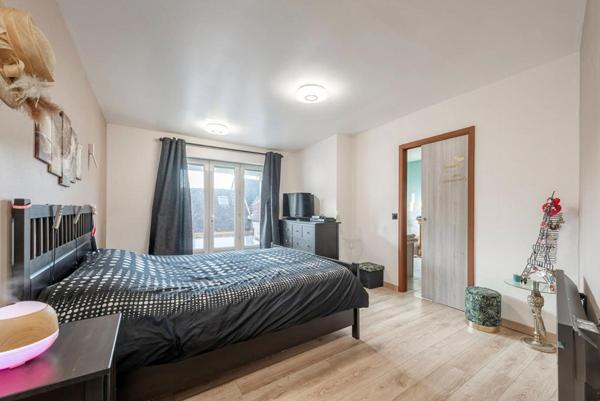 Maison Sezanne 215.95 m2