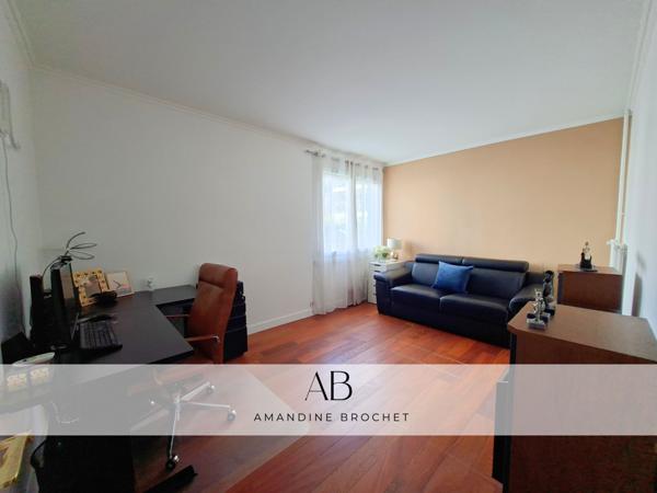 Appartement 4 pièces - 91 m² Exclusivité efficity