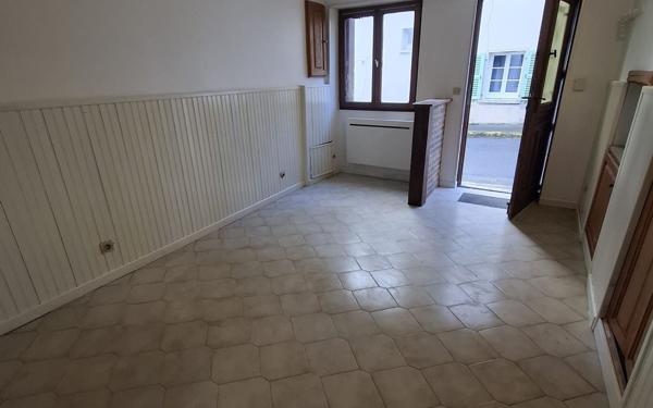 Maison à louer    2 pièces •  Bouleurs