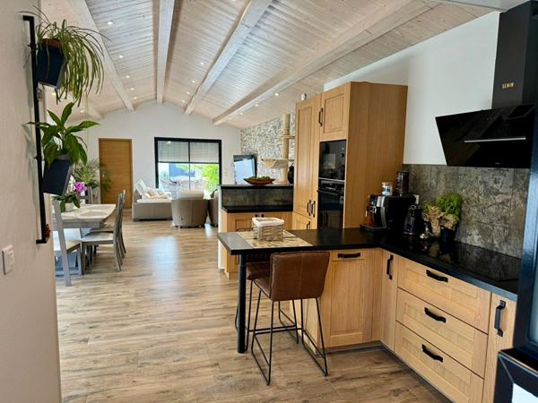 Villa contemporaine 3 chambres avec piscine