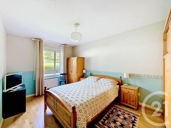 Appartement T5 à vendre  5 pièces - 106 m 2   LYON  - 69009