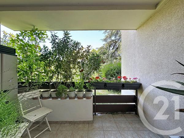 Appartement T5 à vendre  5 pièces - 106 m 2   LYON  - 69009