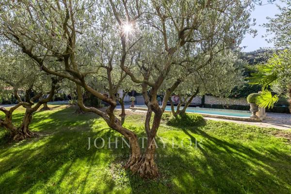 Bastide au charme provençal Luberon