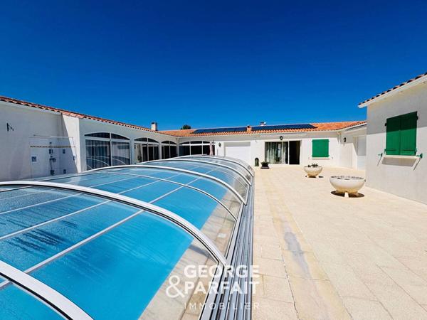 Ensemble immobilier quartier calme Rivedoux-Plage 10 pièces 248 m²