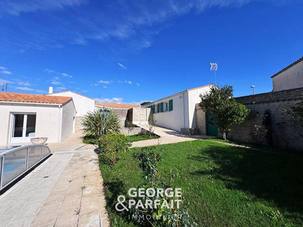 Ensemble immobilier quartier calme Rivedoux-Plage 10 pièces 248 m²