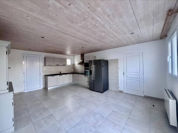Ensemble immobilier quartier calme Rivedoux-Plage 10 pièces 248 m²