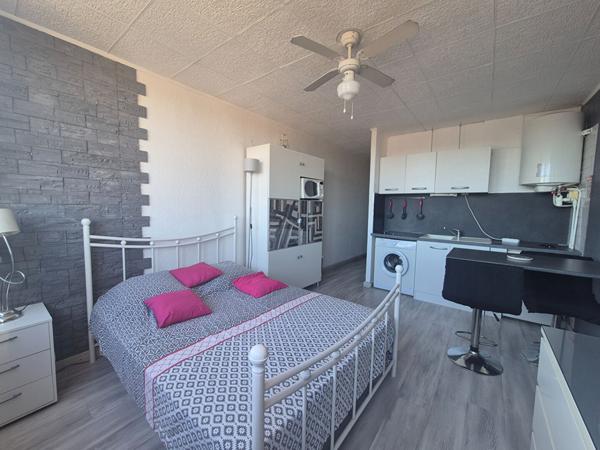 Appartement Balaruc Les Bains 1 pièce(s) 25 m2+ Parking privé