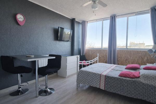 Appartement Balaruc Les Bains 1 pièce(s) 25 m2+ Parking privé