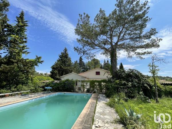 Maison 6 pièces de 136 m² à Carcès (83570)