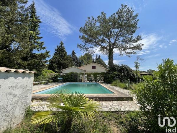 Maison 6 pièces de 136 m² à Carcès (83570)