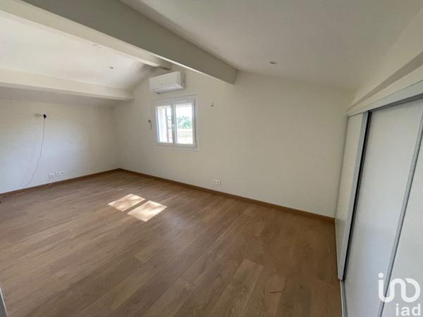 Maison 6 pièces de 136 m² à Carcès (83570)