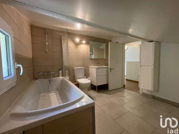 Maison 6 pièces de 136 m² à Carcès (83570)