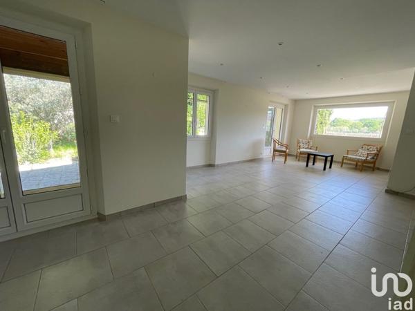 Maison 6 pièces de 136 m² à Carcès (83570)