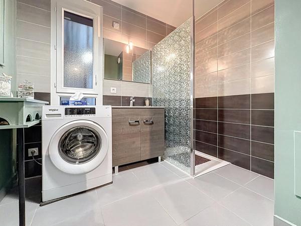 Appartement à vendre 3 pièces THYEZ (74)