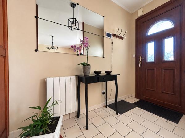 LONGPONT-SUR-ORGE - MAISON INDIVIDUELLE DE PLAIN-PIED DE TYPE F5 - EXCELLENT ETAT - JARDIN ARBORÉ DE 800 M2