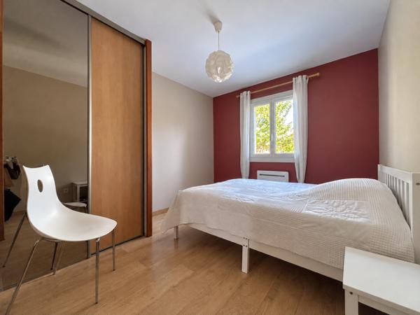 LONGPONT-SUR-ORGE - MAISON INDIVIDUELLE DE PLAIN-PIED DE TYPE F5 - EXCELLENT ETAT - JARDIN ARBORÉ DE 800 M2
