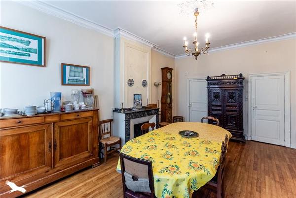 Maison à vendre |  Fronton |  10 pièces | 265 m²