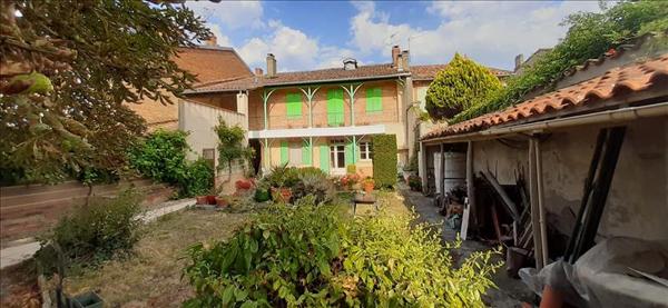 Maison à vendre |  Fronton |  10 pièces | 265 m²