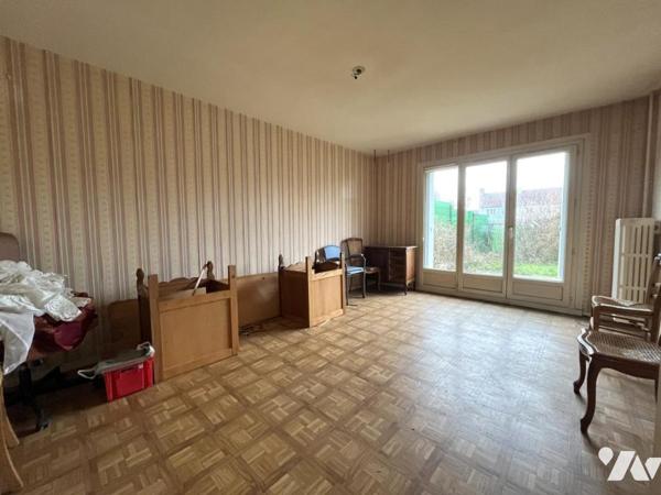 REIMS - Maison de Type 5 d'environ 90m² avec sous sol, sur parcelle de 175m²