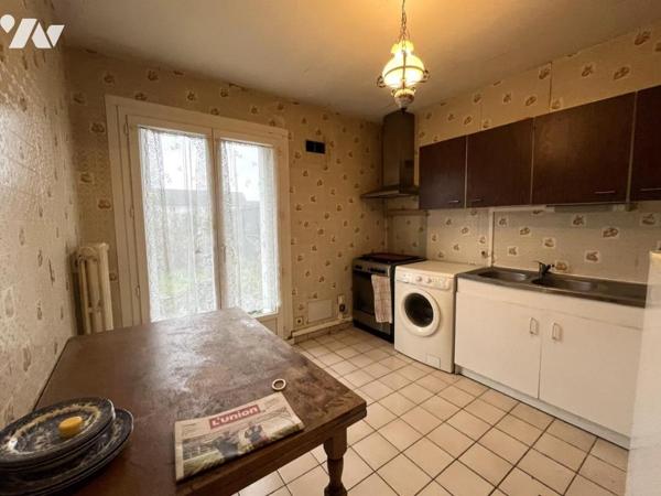 REIMS - Maison de Type 5 d'environ 90m² avec sous sol, sur parcelle de 175m²