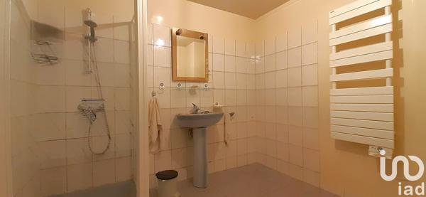 Maison à vendre 7 pièces 184 m² Auneau-Bleury-Saint-Symphorien