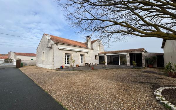 Maison à vendre    5 pièces •  Saint-Pierre-d'Oléron