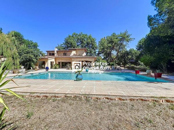 A vendre Callian Maison d'architecte avec piscine