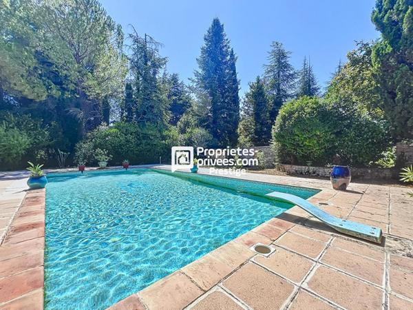 A vendre Callian Maison d'architecte avec piscine