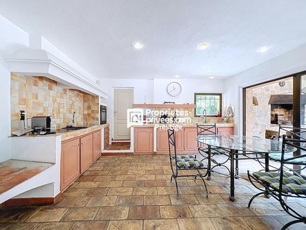 A vendre Callian Maison d'architecte avec piscine