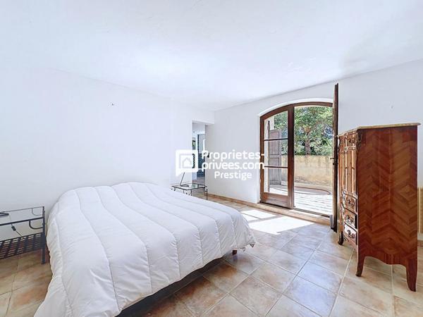 A vendre Callian Maison d'architecte avec piscine