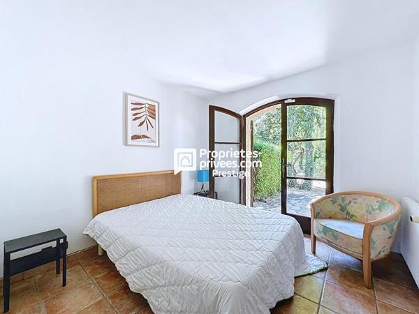 A vendre Callian Maison d'architecte avec piscine