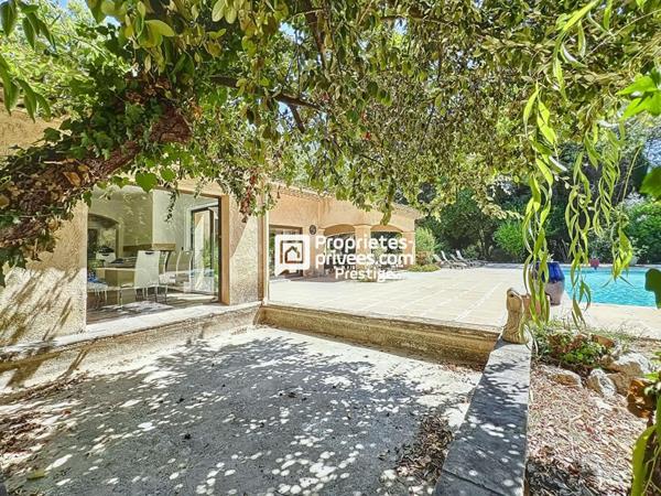 A vendre Callian Maison d'architecte avec piscine