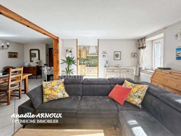 Maison en pierre authentique