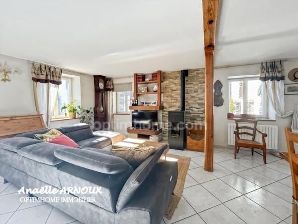 Maison en pierre authentique