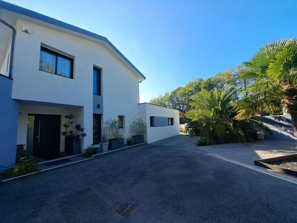 Maison d'exception au bord de l'Odet, 183 m² de raffinement et de lumière