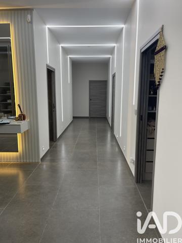 Maison à vendre 6 pièces 255 m² Sens