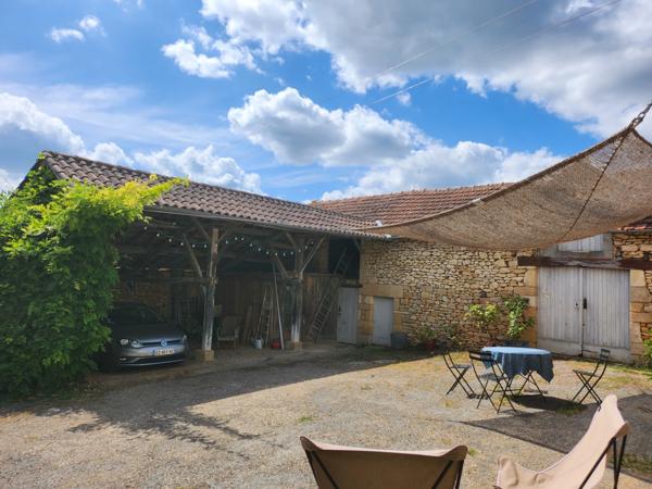 Fermette et dépendances sur 2 hectares 7