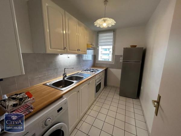 Appartement à louer 2 pièces 46.45m² Pau (64000)