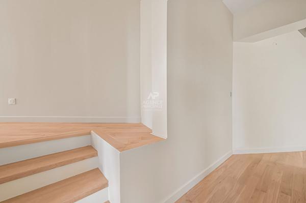 Maison de ville à Nanterre 109 m² (89 m² carrez)-IDEAL PROFESSION LIBERALE €599 000 ** - Référence 15192