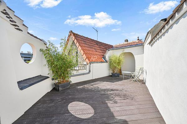 Maison de ville à Nanterre 109 m² (89 m² carrez)-IDEAL PROFESSION LIBERALE €599 000 ** - Référence 15192