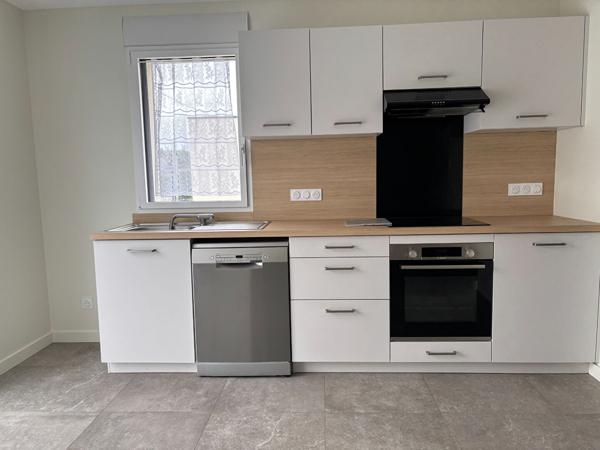 A LOUER - Maison - Pleucadeuc - 2 chambres - 74.80m2