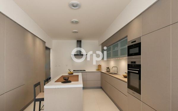 Maison à vendre    6 pièces •  Oloron-Sainte-Marie