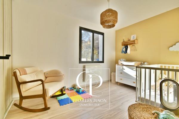 Maison à vendre 6 pièces SAINT CANNAT (13)