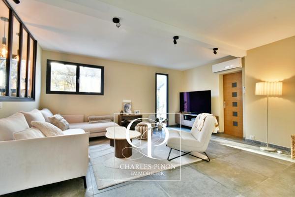 Maison à vendre 6 pièces SAINT CANNAT (13)