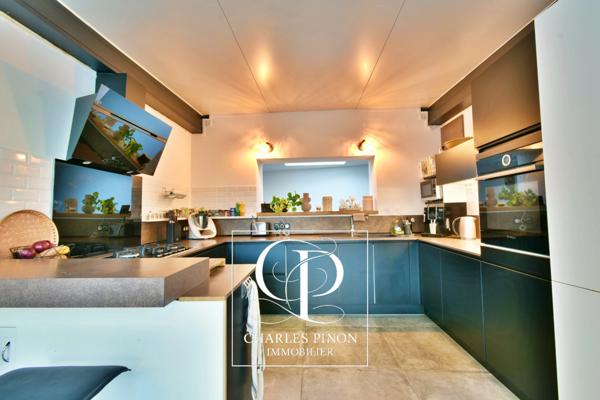 Maison à vendre 6 pièces SAINT CANNAT (13)