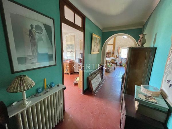 Carqueiranne (83320) Propriété aux dimensions uniques dans un quartier résidentiel prisé