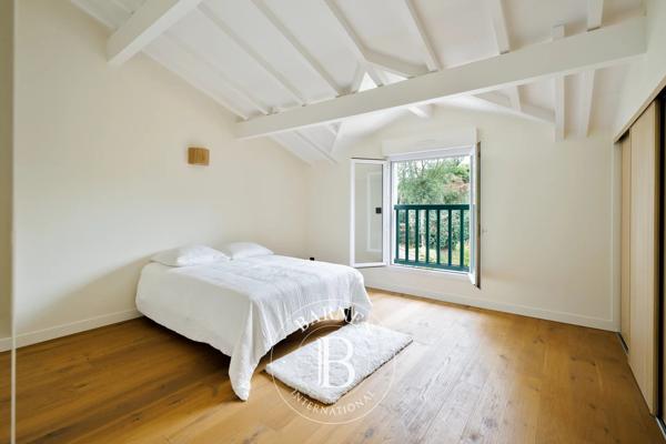 Anglet, Maison 5 Chambres -  240 m² à vendre