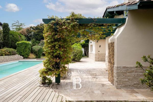 Anglet, Maison 5 Chambres -  240 m² à vendre