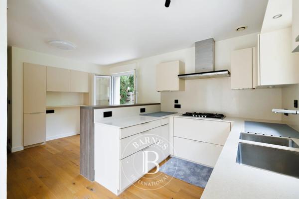 Anglet, Maison 5 Chambres -  240 m² à vendre